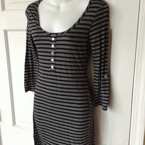 Charlotte Russe Long Sleeve Dress - Picture 2 of 4